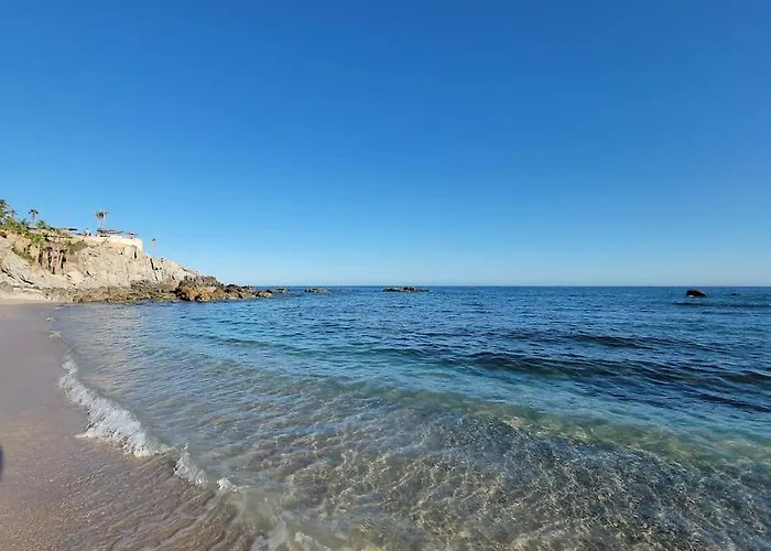 Apartment Oceanfront Penthouse, 2 Masters, 2 Baths, Kitchen!